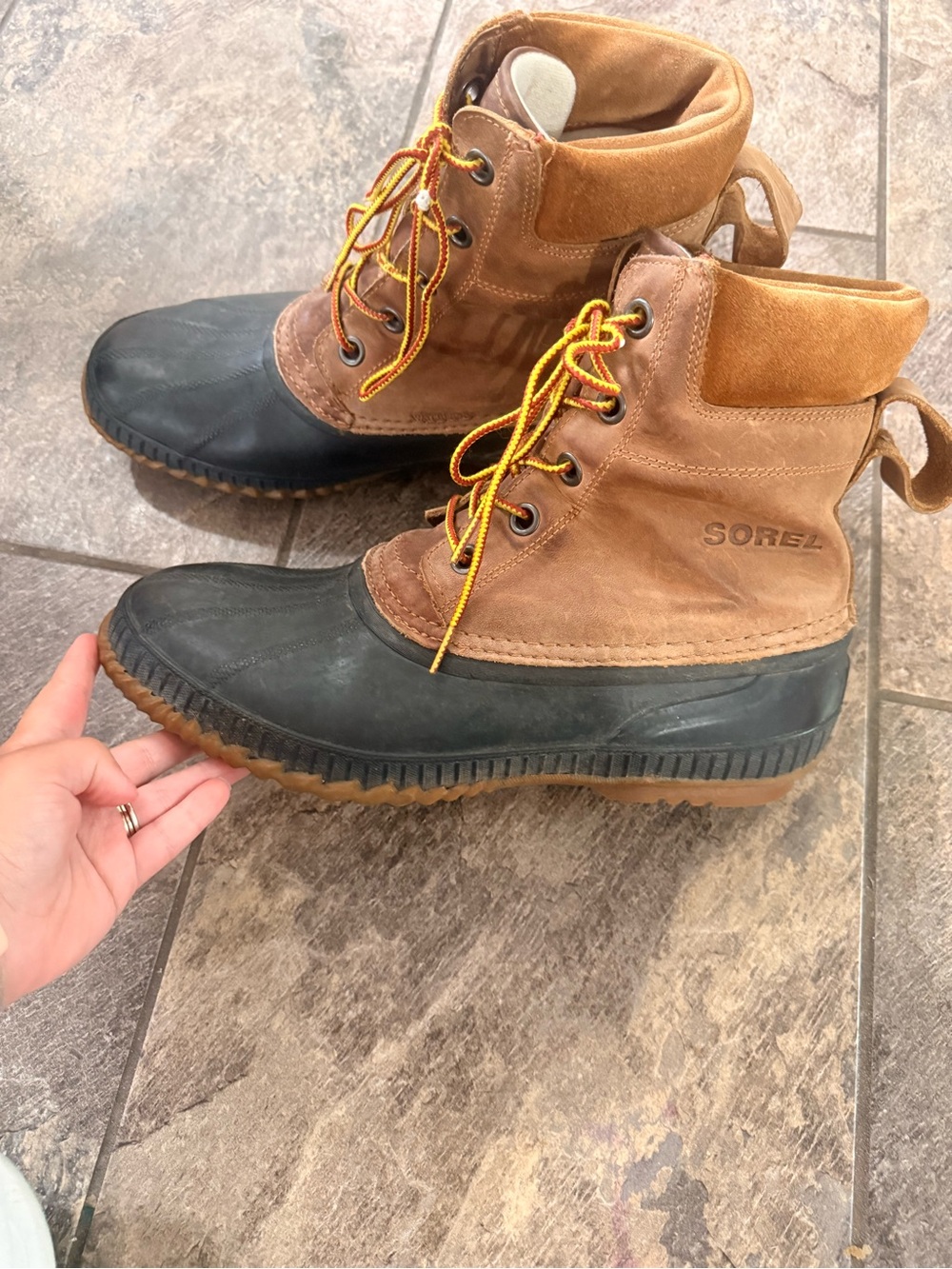 Sorel Men's Brown Leather Lace Up Duck Boots size 12 (Waterproof)